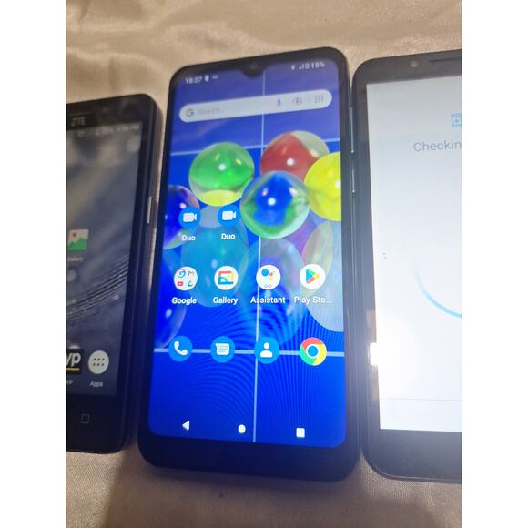 Lot of 3 Android Smartphones – Mixed Brands – All Power On & Hold Charge - Picture 3 of 10